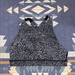 EUC women’s energy bra high neck size 6